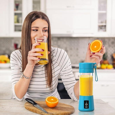 Portable & Rechargeable Electric Juicer Blender